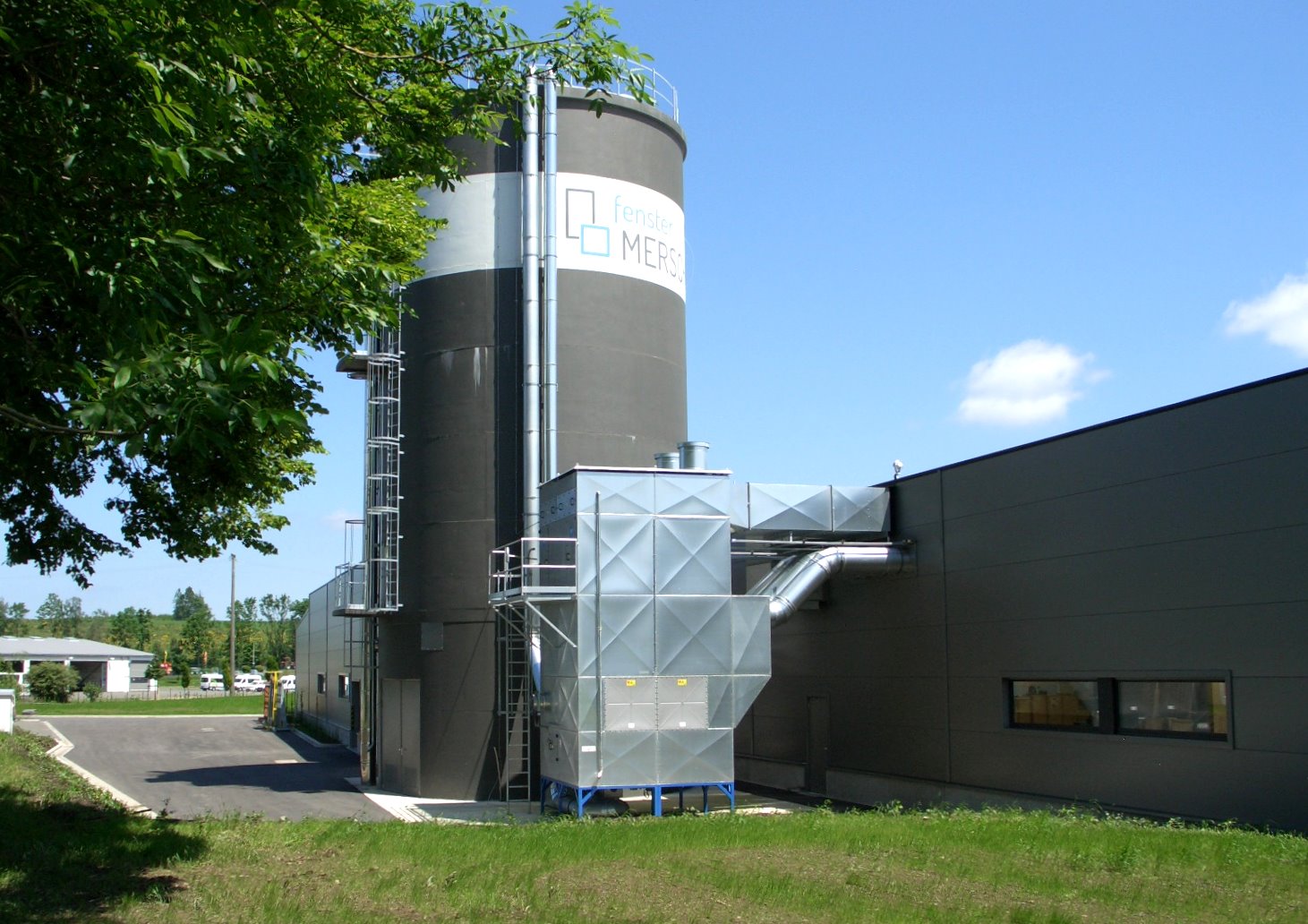 files/upload/3_Stationaere_Absauganlagen/1_Grossfilteranlagen/Mersch.jpg files/upload/3_Stationaere_Absauganlagen/1_Grossfilteranlagen/Mersch.jpg