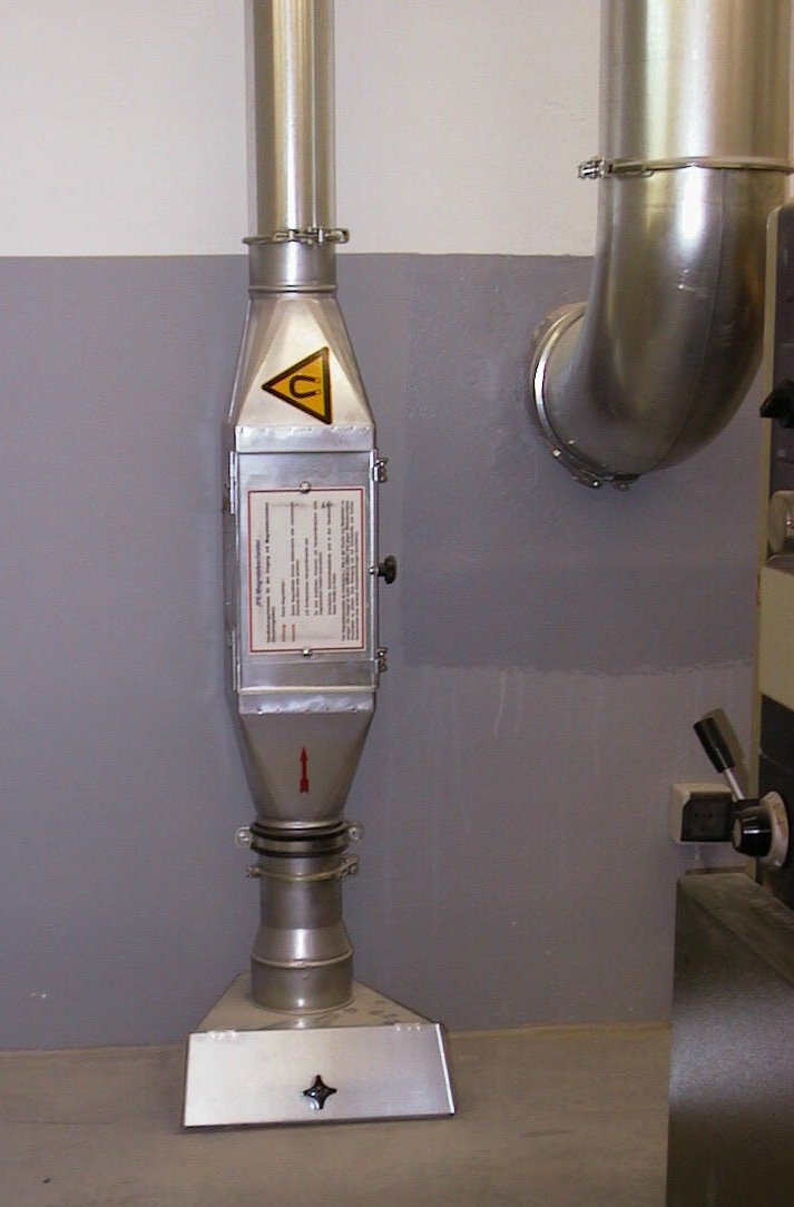 files/upload/Stationare Absauganlagen/Erfassungselemente/Bodenabsaugtrichter.jpg files/upload/Stationare Absauganlagen/Erfassungselemente/Bodenabsaugtrichter.jpg